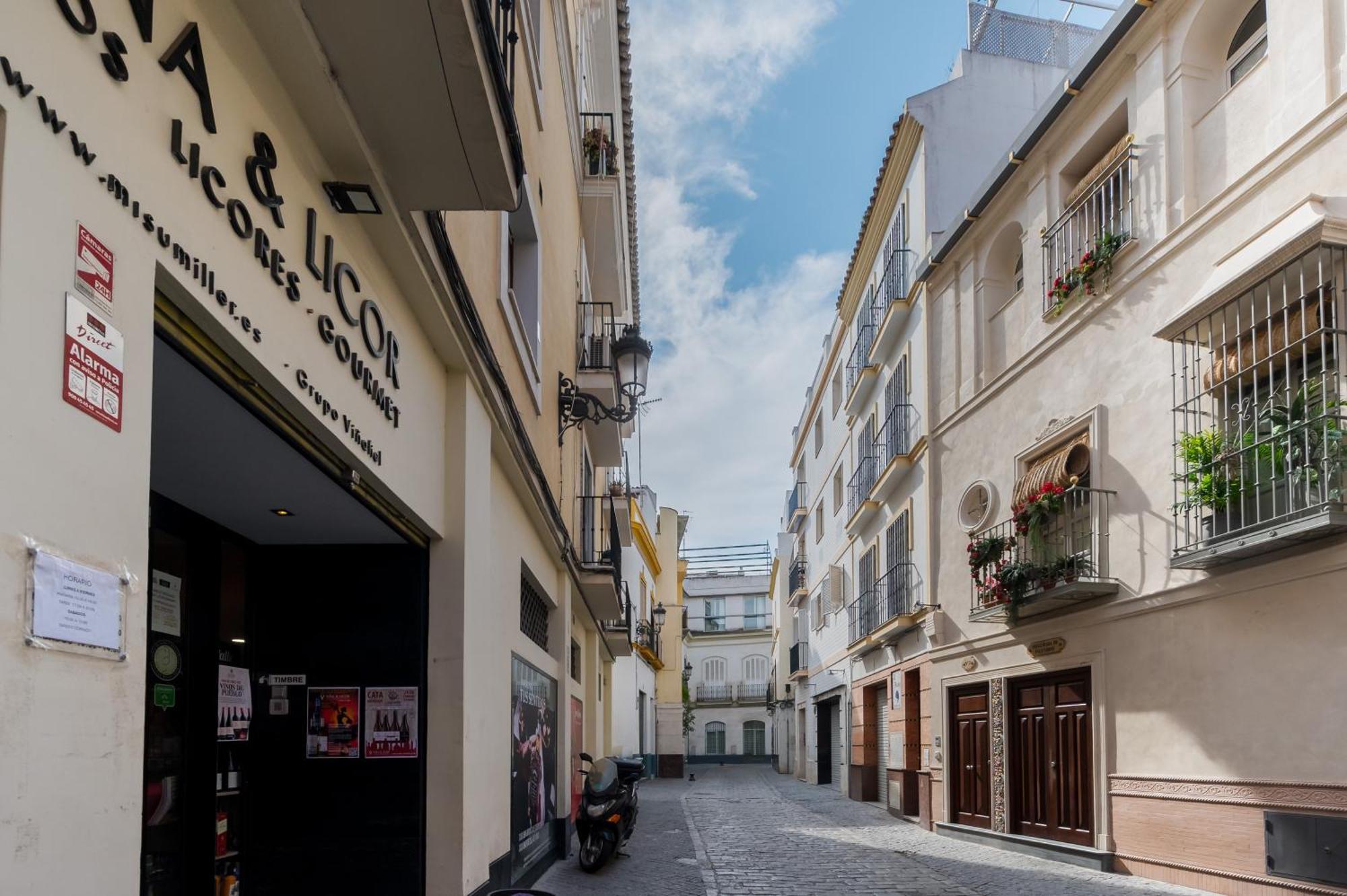 Mara Arenal Sevilla ภายนอก รูปภาพ